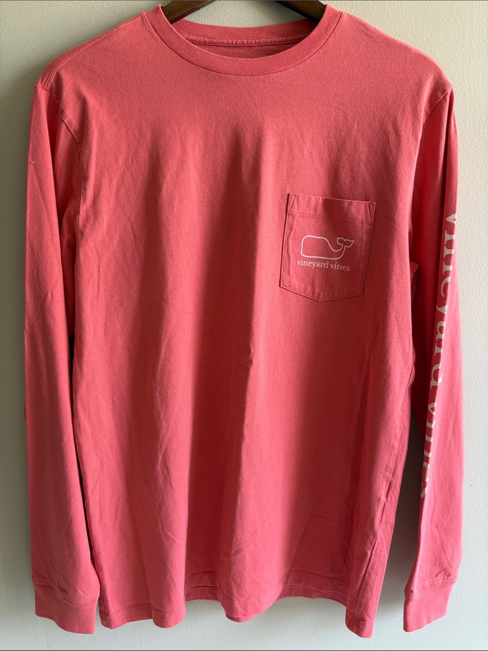 Vineyard Vines Pink Long Sleeve Pocket Tee Whale Logo Cotton Shirt Small